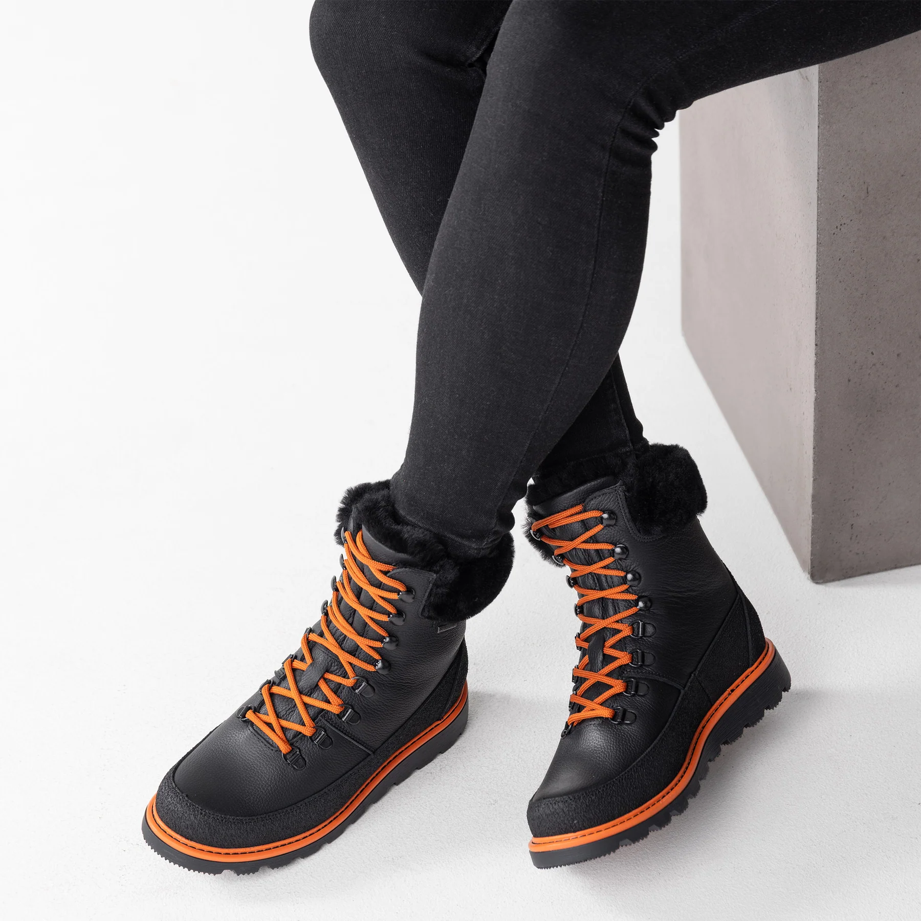 Pomar Winter Boots PÄIVI GTX (VIVIANI leather, waterproof, extremely warm, lined with lambswool) black/orange ladies