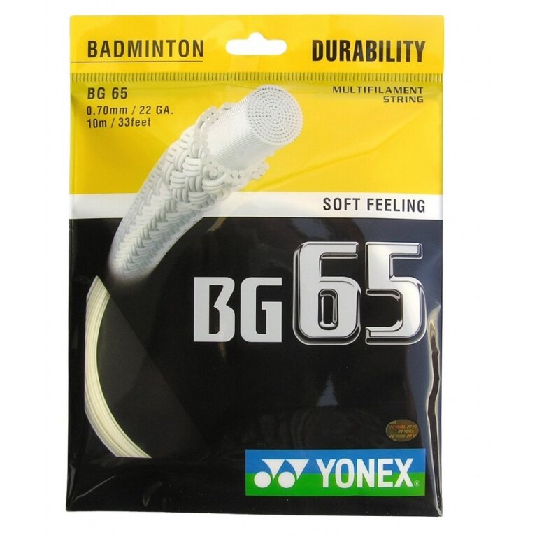 Stringing with badminton string Yonex BG65 natural.