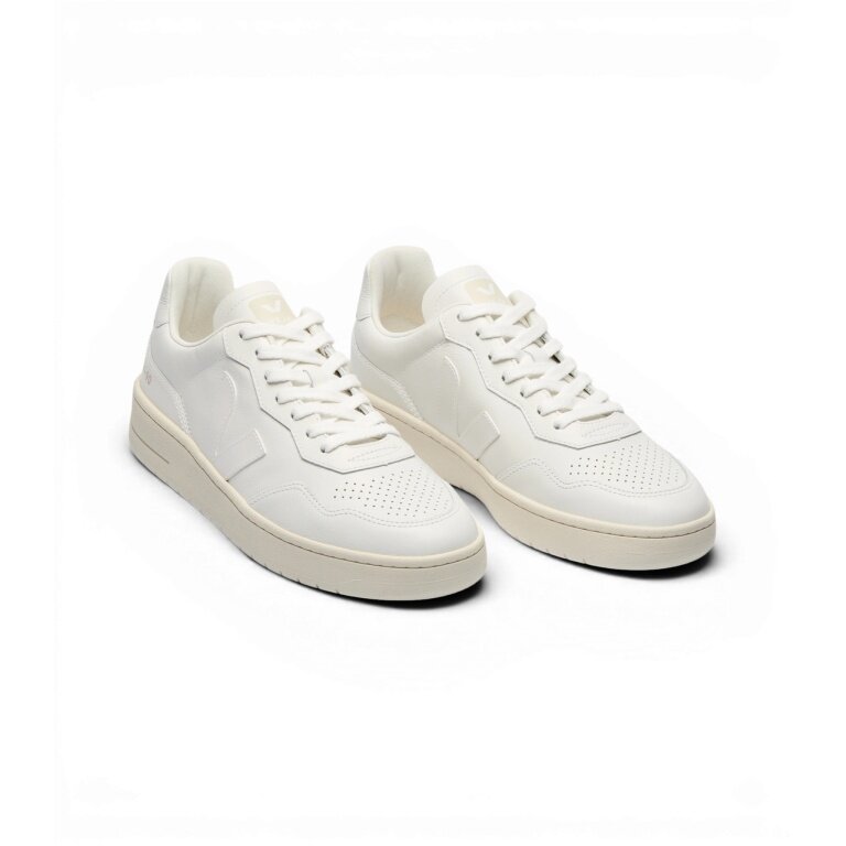 Veja V-90 Sneakers (Leather) white